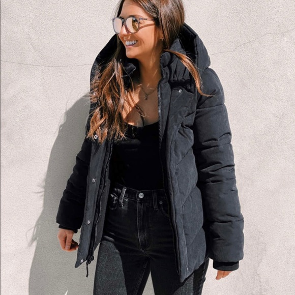 Abercrombie & Fitch Jackets & Blazers - A&F Ultra Mid Puffer